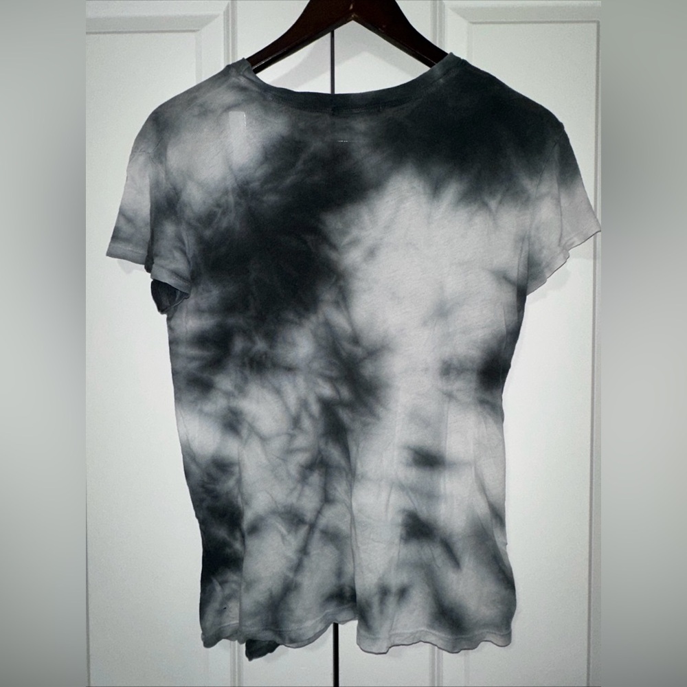 Brandy Melville Lightweight Soft Tie Die Shirt One Size - Picture 4 of 5